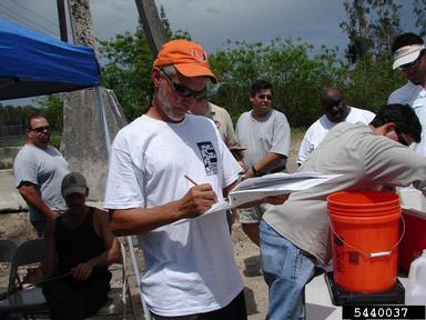 2011 Everglades CISMA Non-native Fish Roundup,    - 5440037