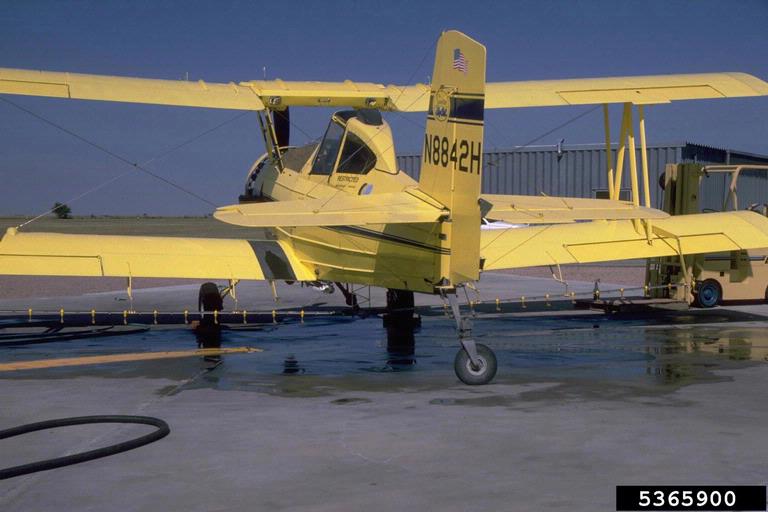 spray planes